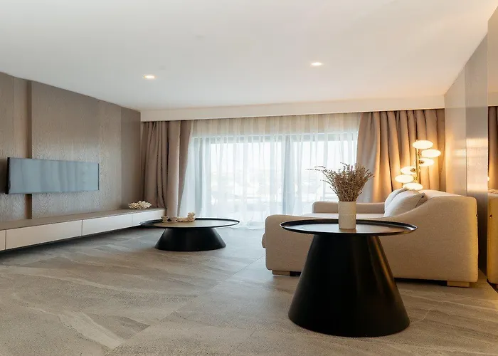 מלון Bodrum Astrid 4*